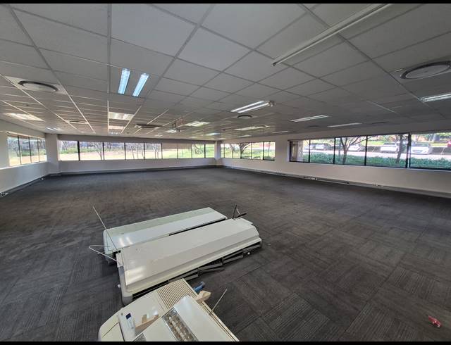 217M² OFFICE TO LET IN WOODMEAD